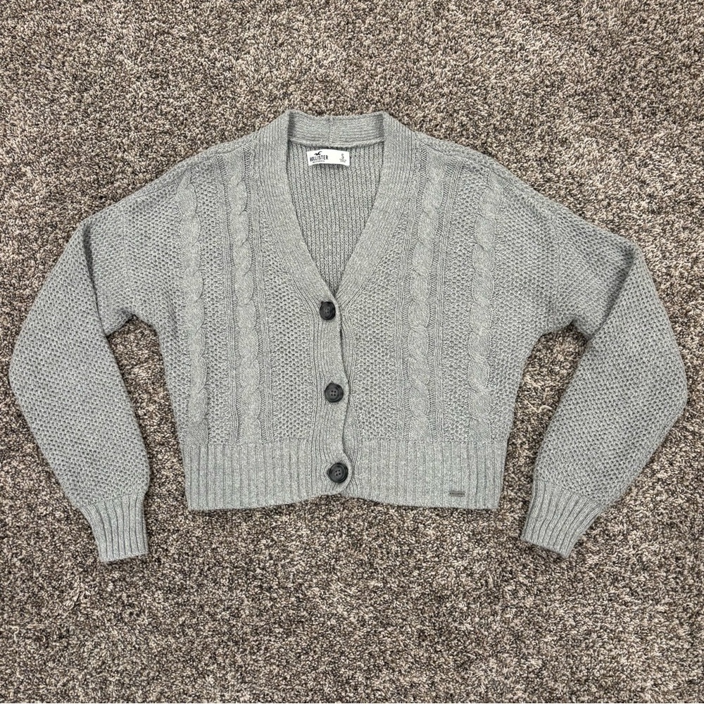 Hollister Y2K Light Gray Knit Cardigan